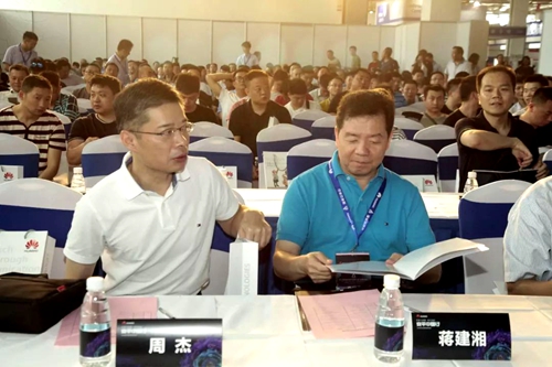 湖南銘騰智能科技有限公司,智能停車場管理系統(tǒng),智能化監(jiān)控系統(tǒng)服務(wù),智能防盜報警系統(tǒng)